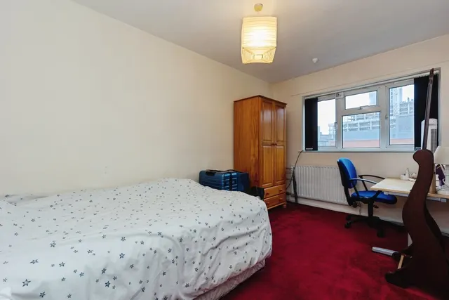 Helmshore Walk, Manchester, M13, photo 3