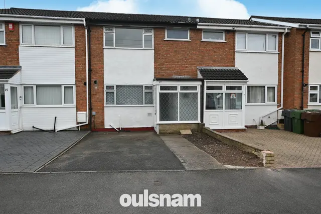Springs Avenue, Catshill, Bromsgrove, Worcestershire, B61 0NU, photo 1