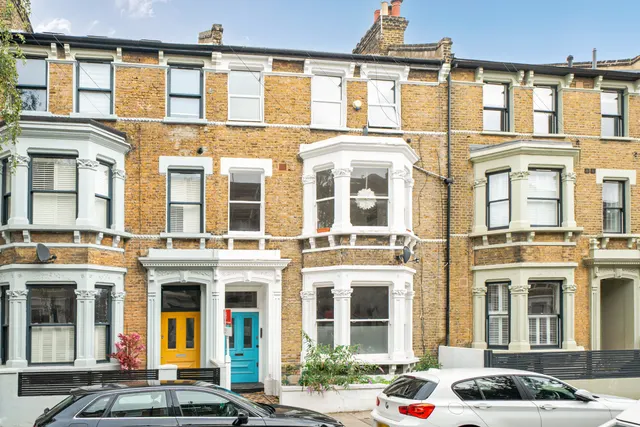 Clitheroe Road, Clapham, SW9, photo 1