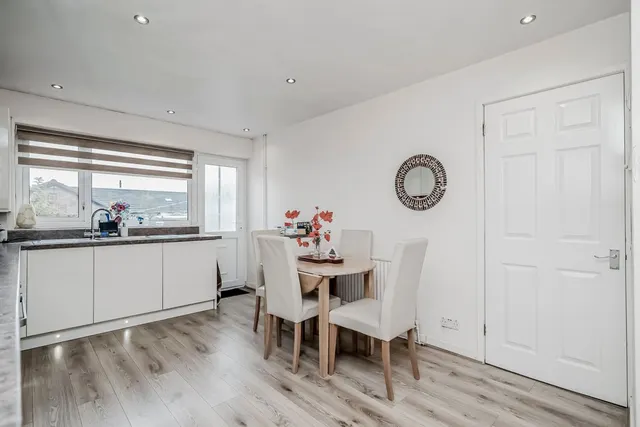 Castle Drive, Adlington, PR7, photo 3
