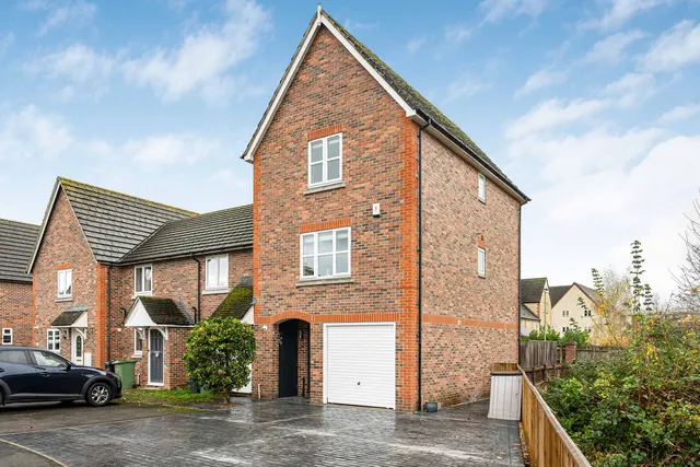 Willow Brook, Abingdon, photo 1