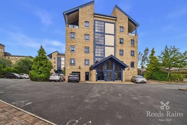 Equilibrium, Lindley, West Yorkshire, HD3, photo 1