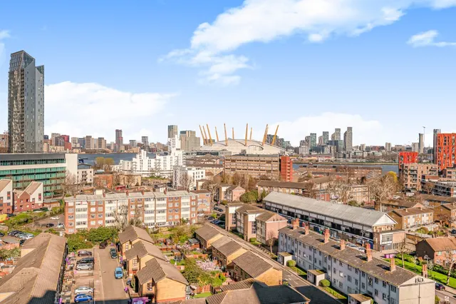 Limeharbour, London, E14, photo 3