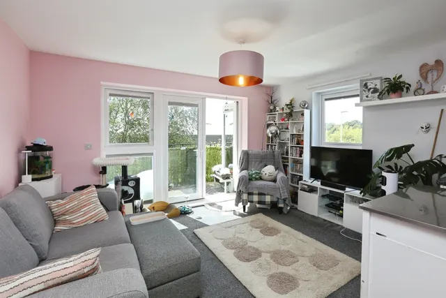 Howe Road, Gosport, PO13, photo 2