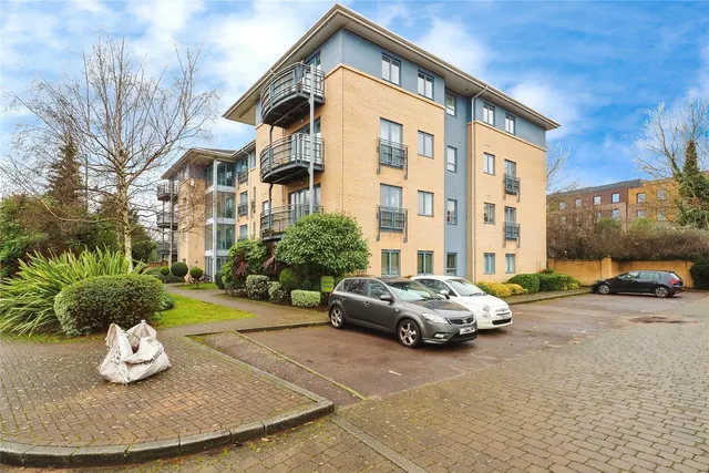 Castle Quay Close, Nottingham, NG7, photo 1