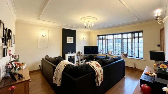 Hillfoot Drive, Bottesford, photo 3