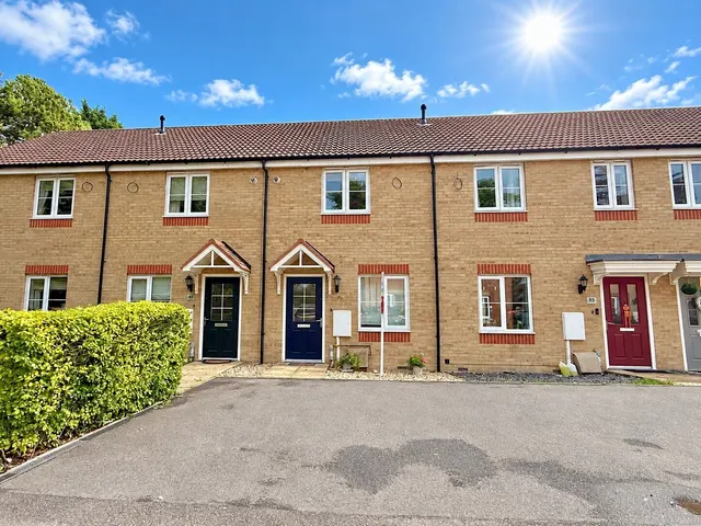 Viscount Close, Pinchbeck, PE11, photo 1
