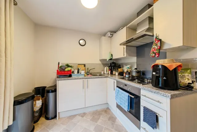 Photo 2 — Viscount Close, Pinchbeck, Spalding