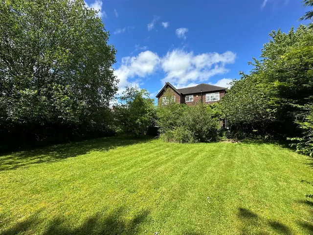 Lyme Road, Disley, SK12, photo 2