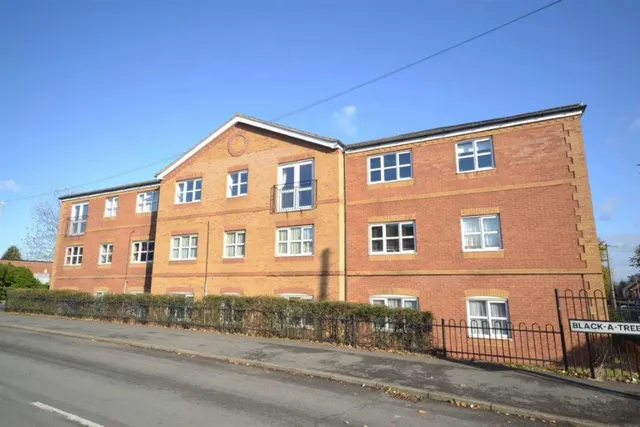 Black-A-Tree Road, Nuneaton, CV10, photo 1