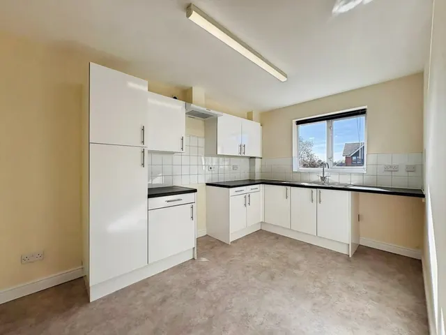 Cranfleet Way, Long Eaton, NG10, photo 2