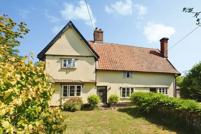 Gislingham Road, Finningham, Stowmarket, Suffolk, IP14, photo 1