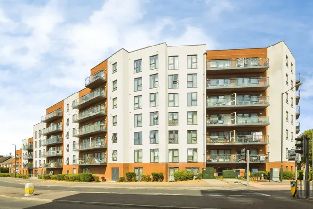 Ifield Road, Crawley, photo 1