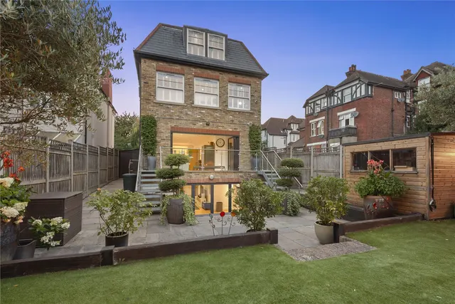 Bournevale Road, London, SW16, photo 2