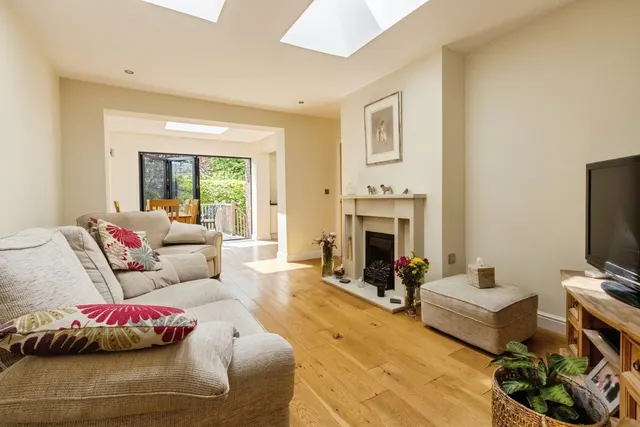 Photo 2 — Howard Crescent, Durkar, Wakefield, West Yorkshire, WF4