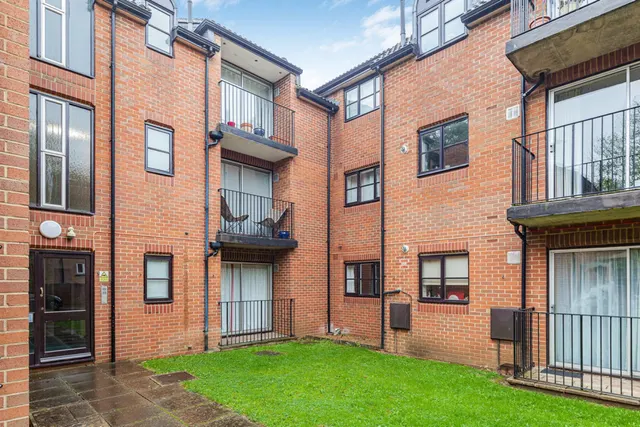 Marston Ferry Road, Summertown, photo 1