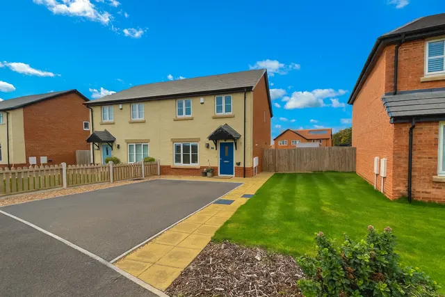 Eider Avenue, Broughton, Lancashire, PR3 5NJ, photo 1