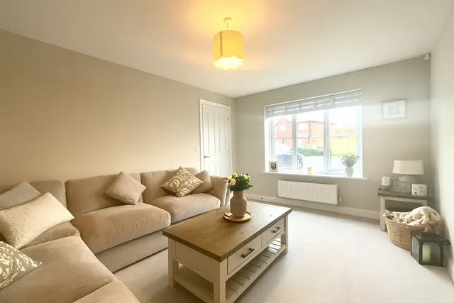 Photo 3 — Eider Avenue, Broughton, Lancashire, PR3 5NJ