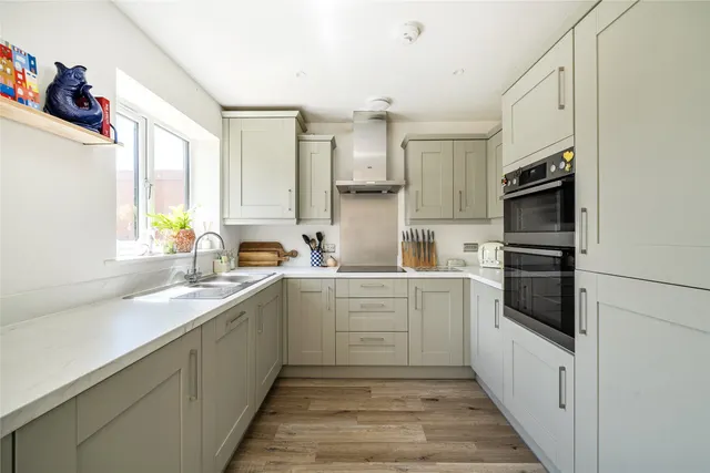 Photo 2 — Athelai Close, Gloucestershire, Down Hatherley, GL2 9AP