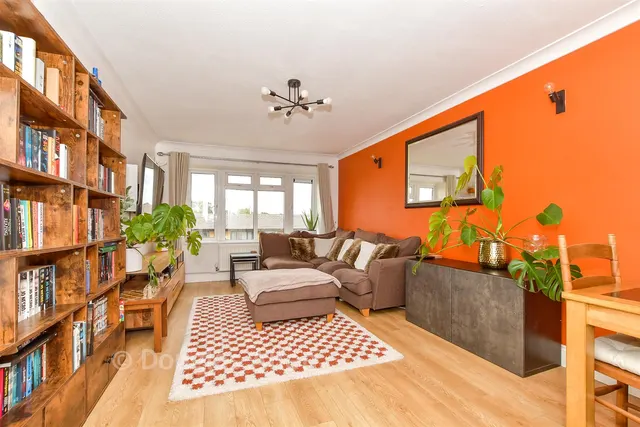 Alderney Gardens, Wickford, SS11, photo 2