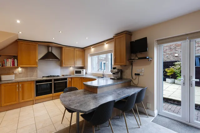 Upminster, RM14, photo 3