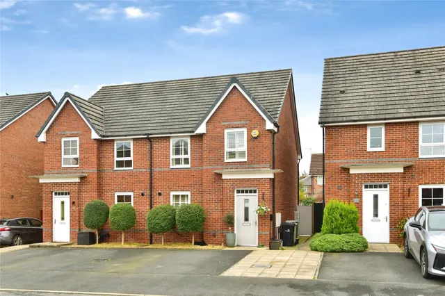 Patrons Drive, Elworth, Sandbach, Cheshire, CW11, photo 1