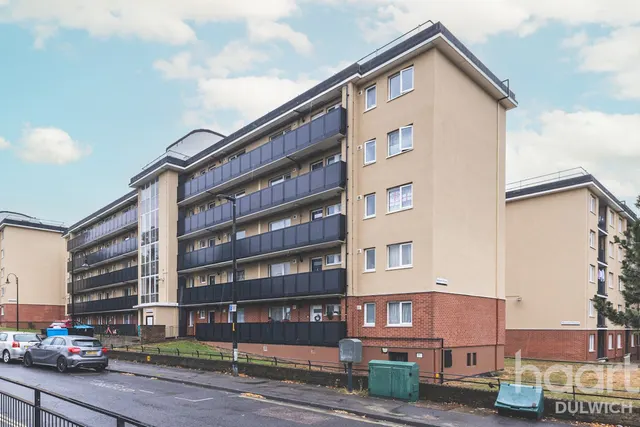 Kingswood Estate, London, SE21, photo 1