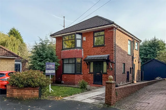 Carill Avenue, Moston, M40, photo 1