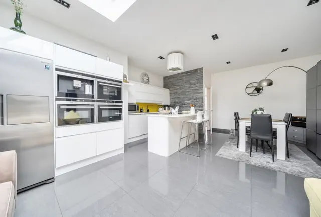Havering Road, Romford, RM1, photo 2