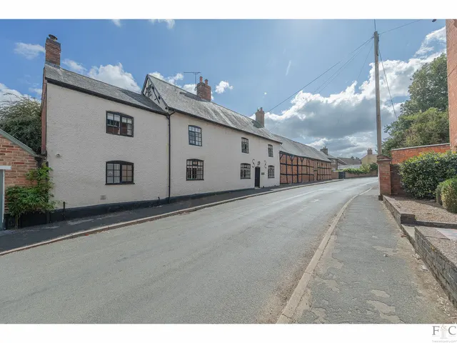 Main Street, Bruntingthorpe, LE17, photo 3