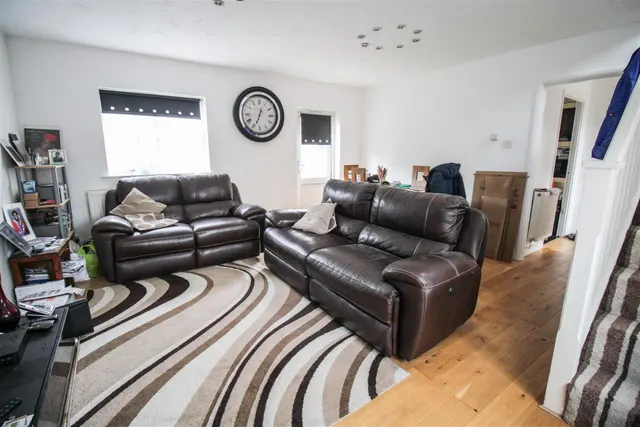 Coalport Close, Church Langley, CM17, photo 3
