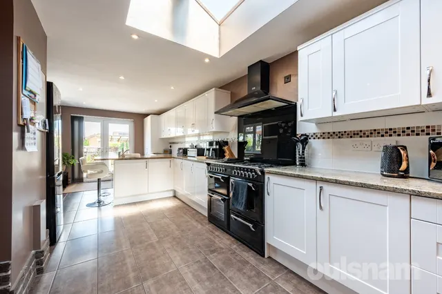 Photo 3 — Bromsgrove Road, Redditch, Worcestershire, B97 4SL