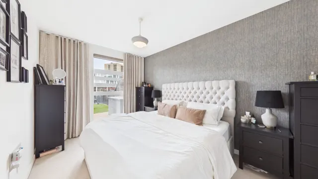 Lismore Boulevard, NW9, photo 3