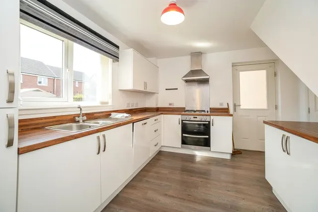Crichton's Way, Armadale, EH48, photo 3