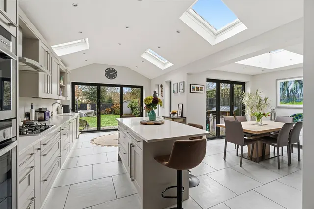 Photo 2 — Gloucester Road, Hampton, TW12 2UJ