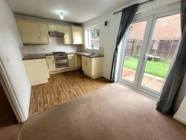 Careys Way, Weston Village, BS24, photo 3
