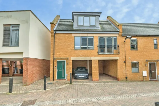 Strobel Mews, Upton, Northampton, Northamptonshire, NN5, photo 1