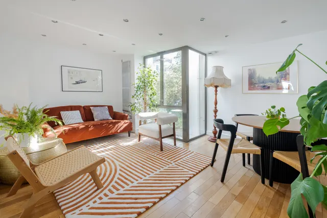 Camden Mews, London, NW1, photo 1