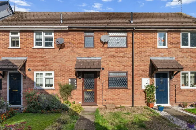 Trent Close, Droitwich, WR9, photo 1