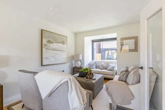 Cranleigh, GU6, photo 2