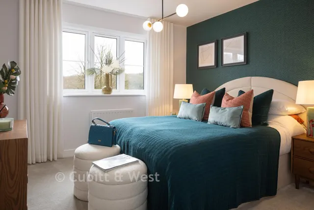 Broadstone Crescent, Crowborough, TN6, photo 3