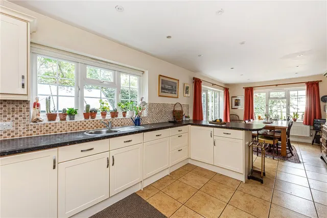 West Street, Rogate, GU31, photo 2