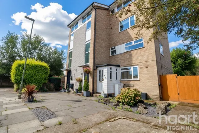 Springholm Close, Biggin Hill, TN16, photo 1