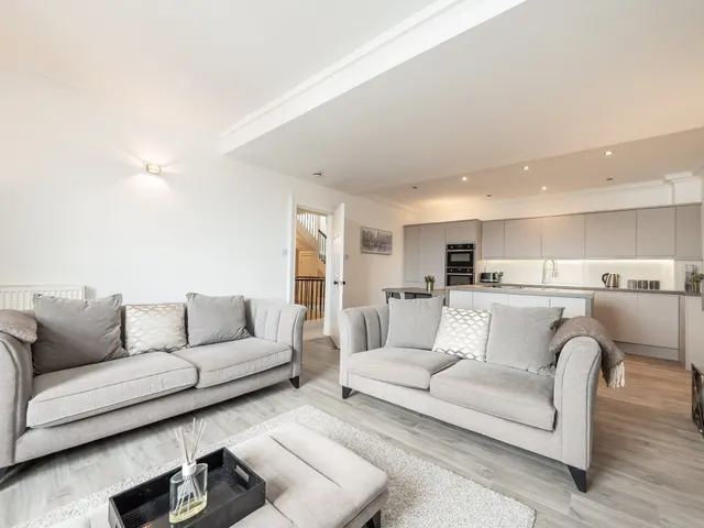 North Castle Street, New Town, EH2, photo 2