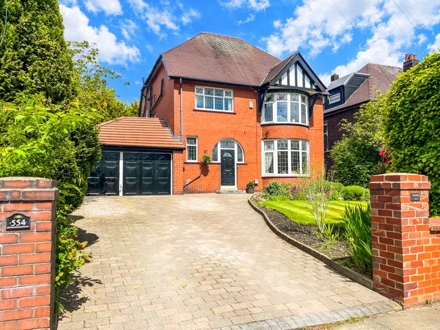 Danehurst, Bolton Road, Bury, BL8 2DU, photo 1