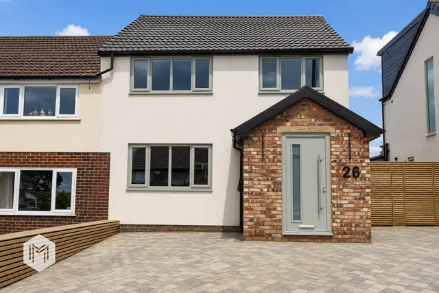 Taywood Road, Bolton, BL3 4SJ, photo 1