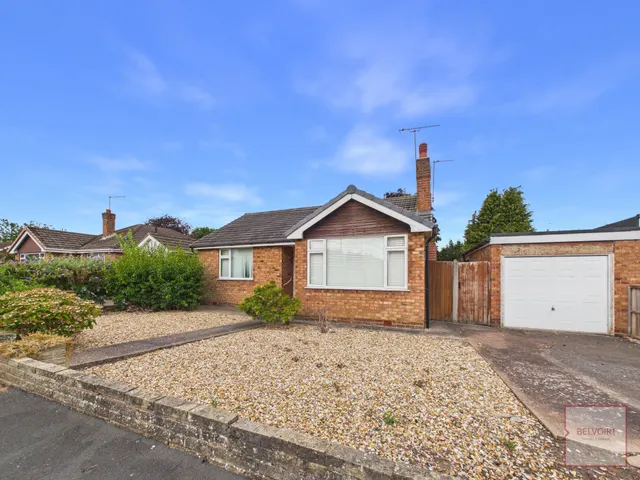 Sandringham Drive, Wistaston, CW2, photo 1
