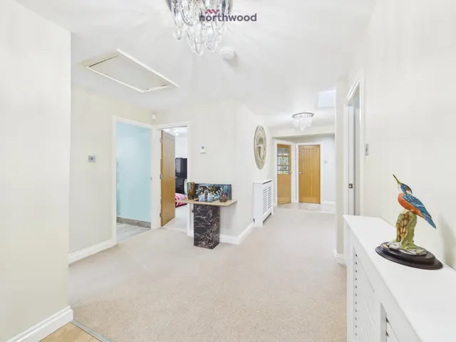 Westleigh Way, Wrexham, LL11, photo 2
