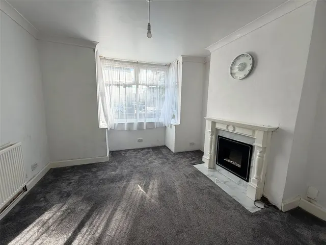 Leinster Road, Middlesbrough, TS1, photo 3