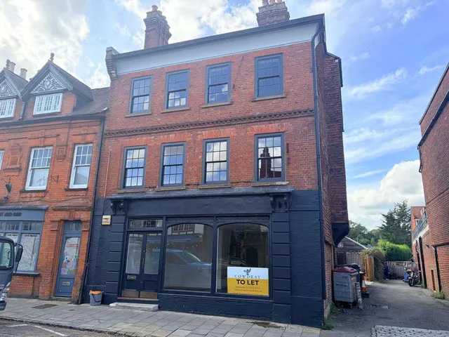 North Street, Midhurst, GU29, photo 1